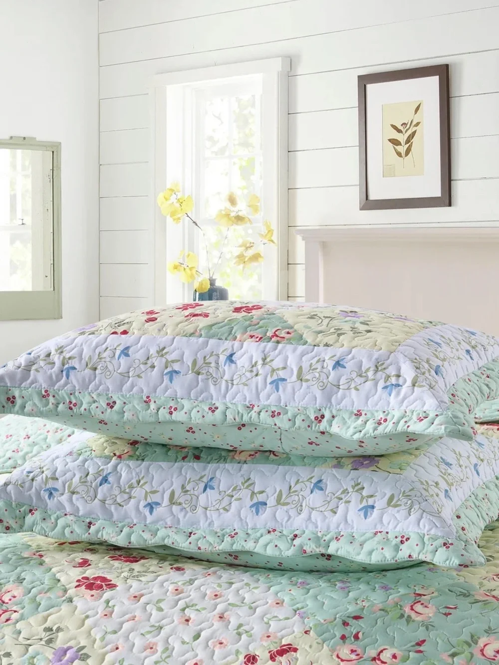 Floral Patchwork king 3 piece Quilt Set - Mint Green